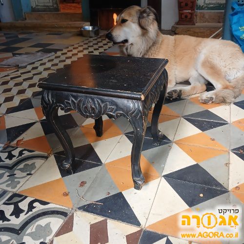 שולחן קטן רטרו