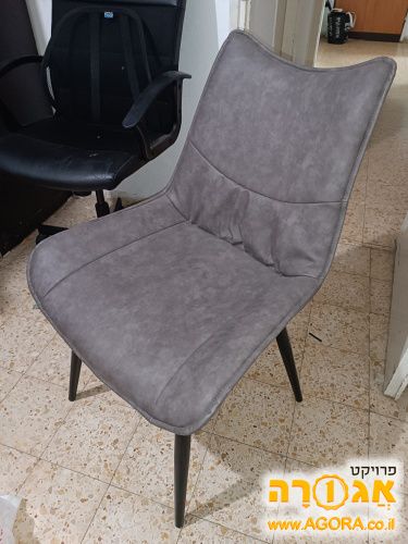 נמסר - כסא דמוי עור - נמסר