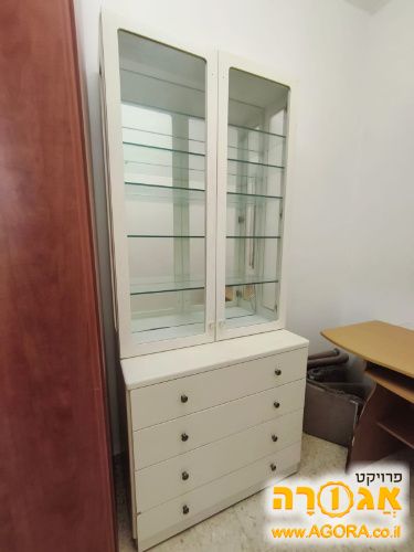 ארונות שונים
