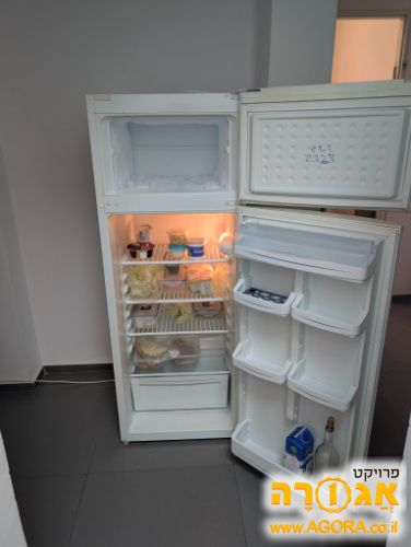 מקרר קטן