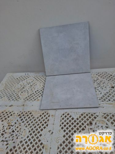 קרמיקה 33x33 כ-6 מ"ר