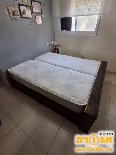 מיטה יהודית עץ מלא במצב טוב
