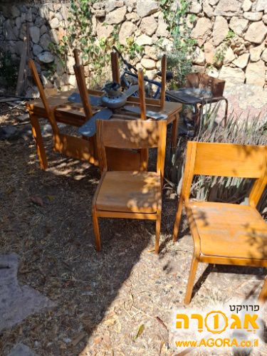 שולחן אוכל + 4 כסאות מעץ מלא