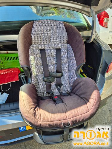 כסא לילד לרכב