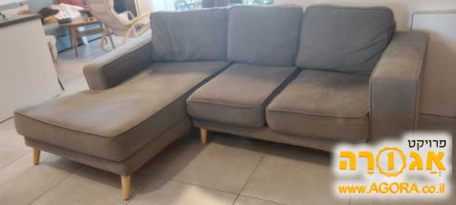 ספת שזלונג במצב טוב אך זקוקה לתיקון קטן