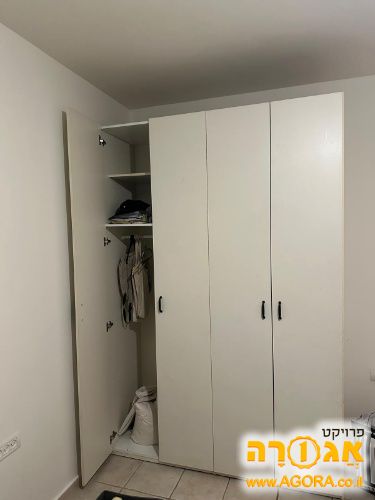 ארון 4 דלתות