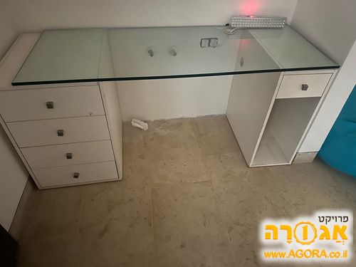 שולחן עבודה