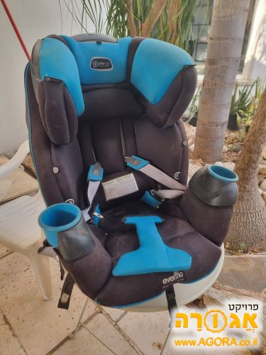 כיסא בטיחות לרכב