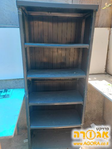 ארונית מדפים
