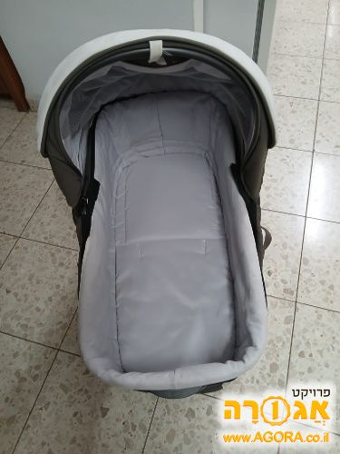 עגלת תינוק אמבטיה + ישיבה