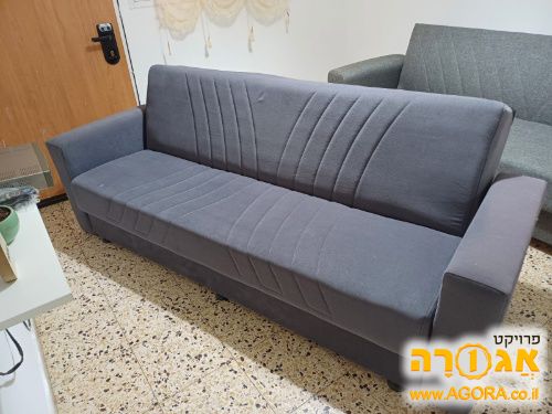ספה 🛋תלת מושבית, שנפתחת למיטה🛏