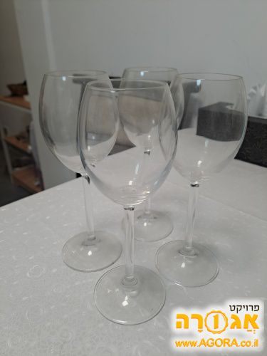 כוסות יין