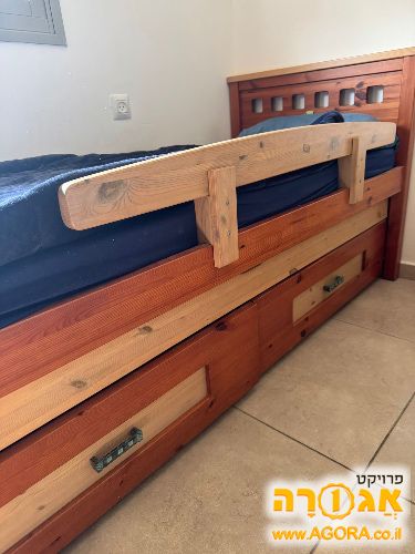 מיטת ילדים מעץ מלא