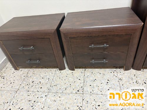 שידת מגירות