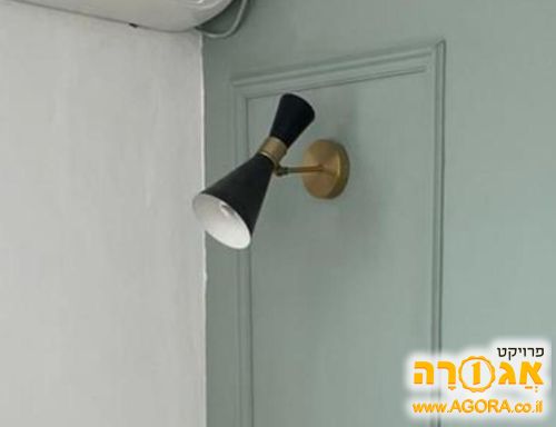 זוג מנורות קיר