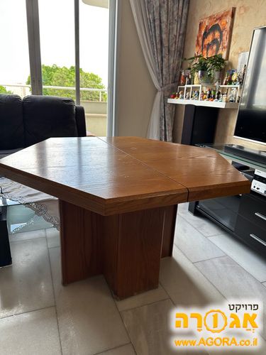 שולחן פינת אוכל