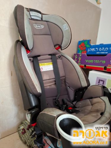 כסא תינוק לרכב