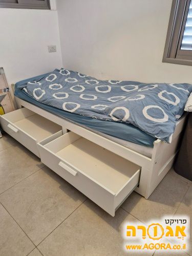 מיטת ילדים/נוער