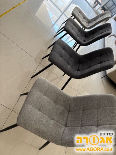 כסאות לפינת אוכל