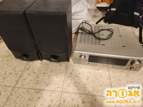 רסיבר ושני רמקולים