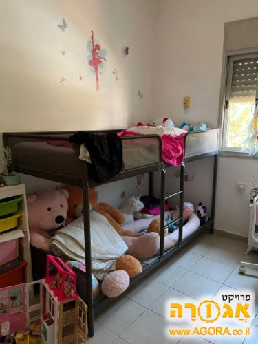 מיטת קומותיים