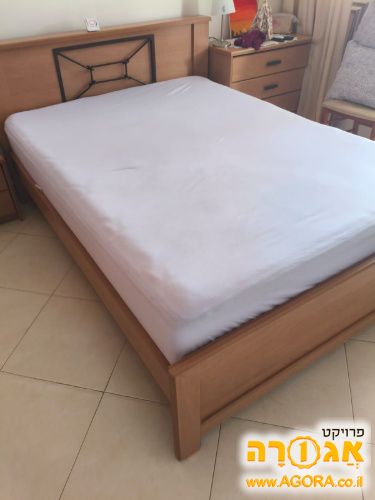 מיטה זוגית