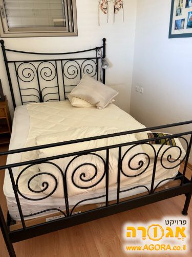 מיטה זוגית