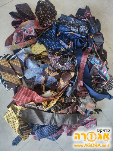 עניבות טובות, בערך 40
