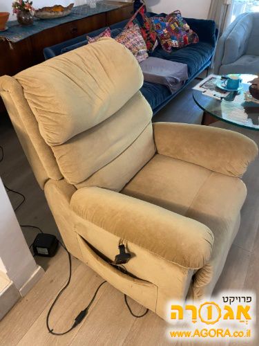 כורסא חשמלית