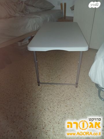שולחן פלסטיק מתקפל