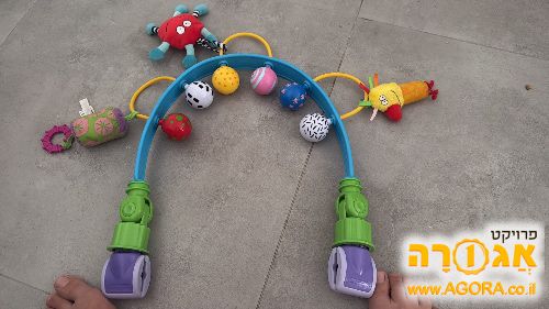 קשת רועשת לעגלת תינוק