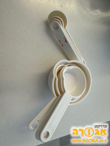 כוסות וכפיות מדידה