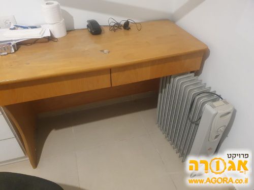 שולחן כתיבה