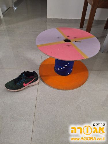 שולחן ממוחזר לעציצים/קפה