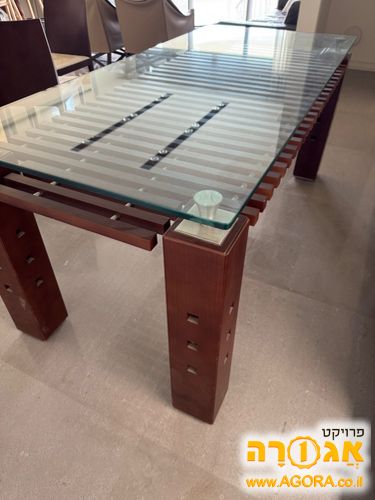 שולחן פינת אוכל