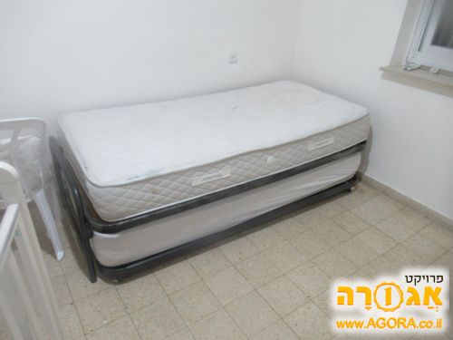 מיטת היירייזר ו2 מזרנים