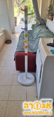 מתלה בגדים לחדר ילדים