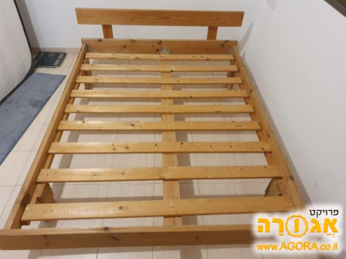 בסיס מיטה עם משענת גב 1.40/1.90
