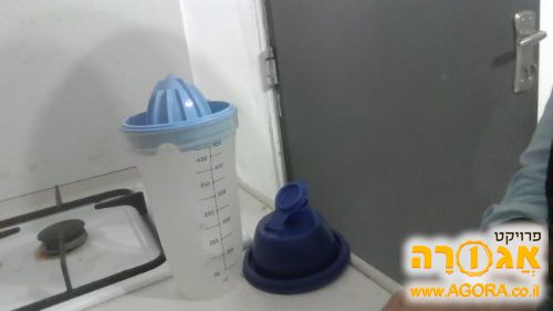 כוס גדולה עם מסחטה טפרוואר