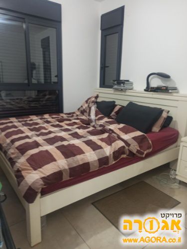 מיטה זוגית