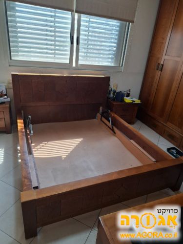 מיטה זוגית