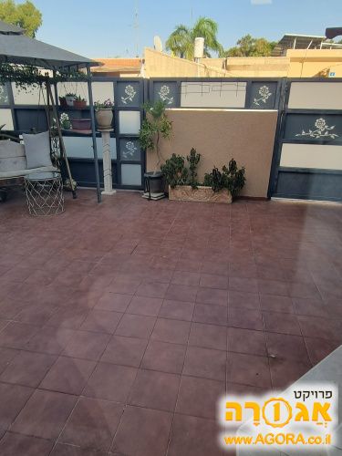 אדנית לצמחים