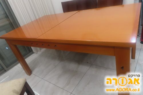 שולחן