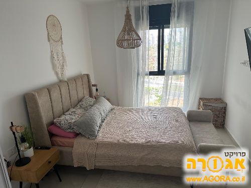 מיטה זוגית 1.40 על 1.90