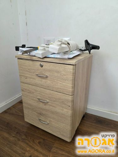 שידת מגירות לשולחן העבודה