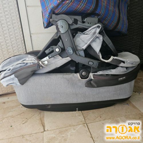 עגלת תינוק