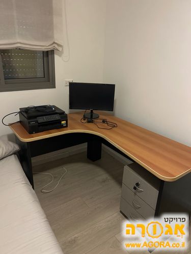 שולחן כתיבה