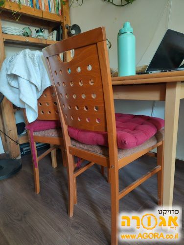 כיסאות פינת אוכל