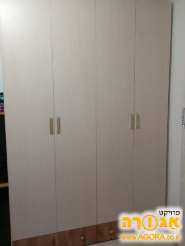 ארון בגדים 4 דלתות