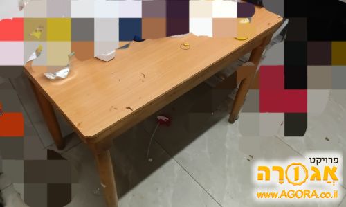 שולחן